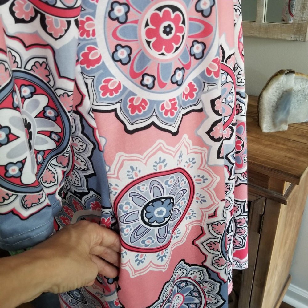 Dress. Coral, Peach, Periwinkle, White, Mandala Print. Size Medium. - Picture 6 of 10